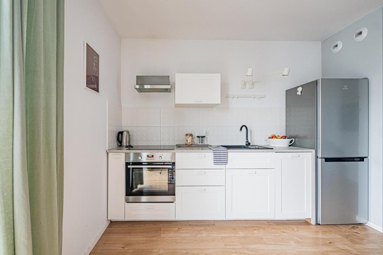 Polaka Apartment ~ Self Check-In 24 ~ Car Park ~Lift - Wroclaw — Zdjęcia 1