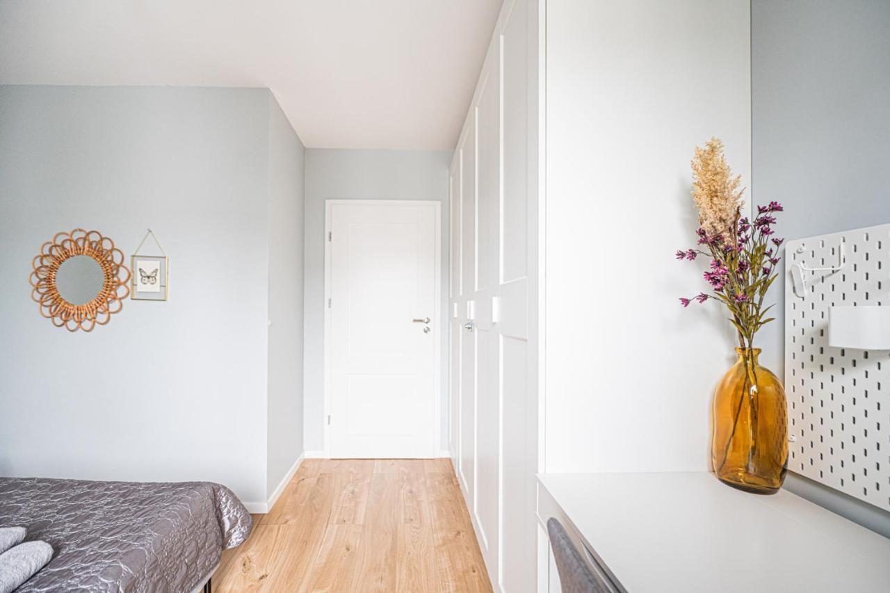 Polaka Apartment ~ Self Check-In 24 ~ Car Park ~Lift - Wroclaw — Zdjęcia 2